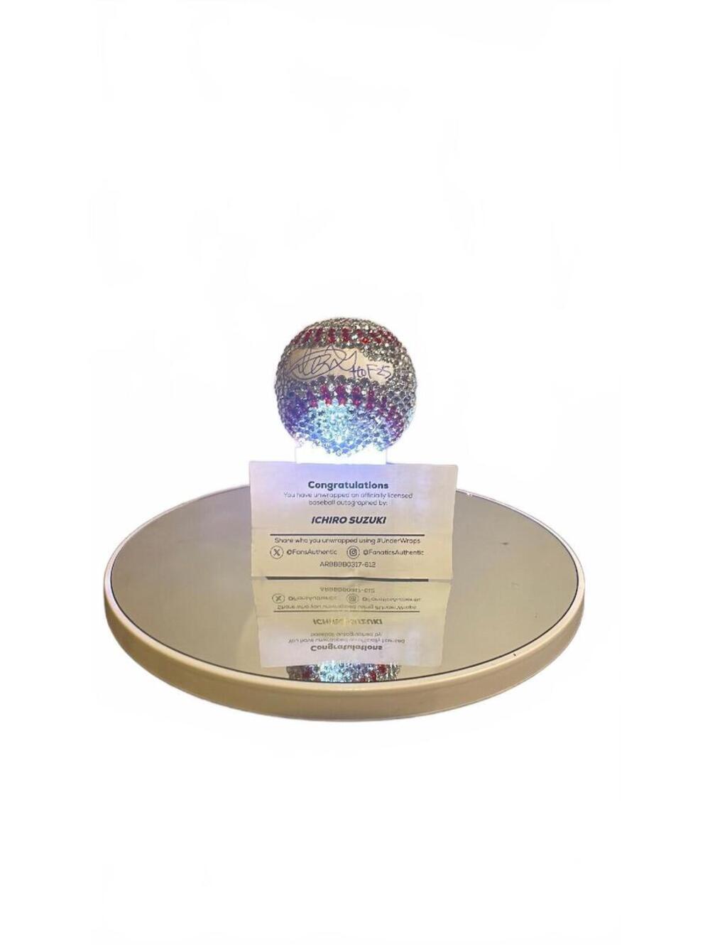 Ichiro Suzuki 1/1 Crystal Seattle Mariners autographed with “HOF25” Inscription